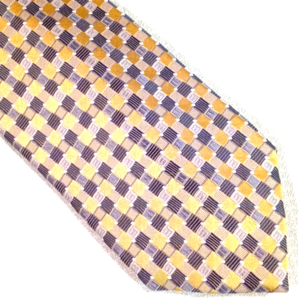 XMI Platinum necktie